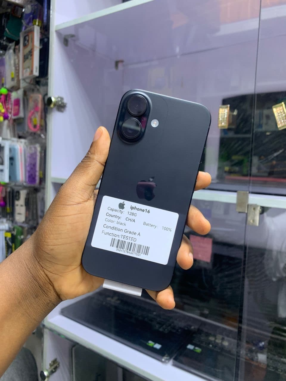 iPhone 16