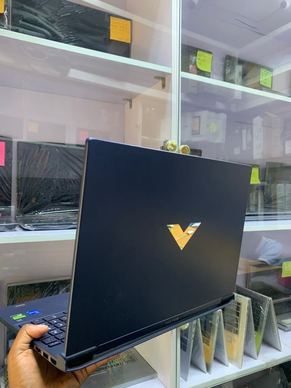 Hp victus