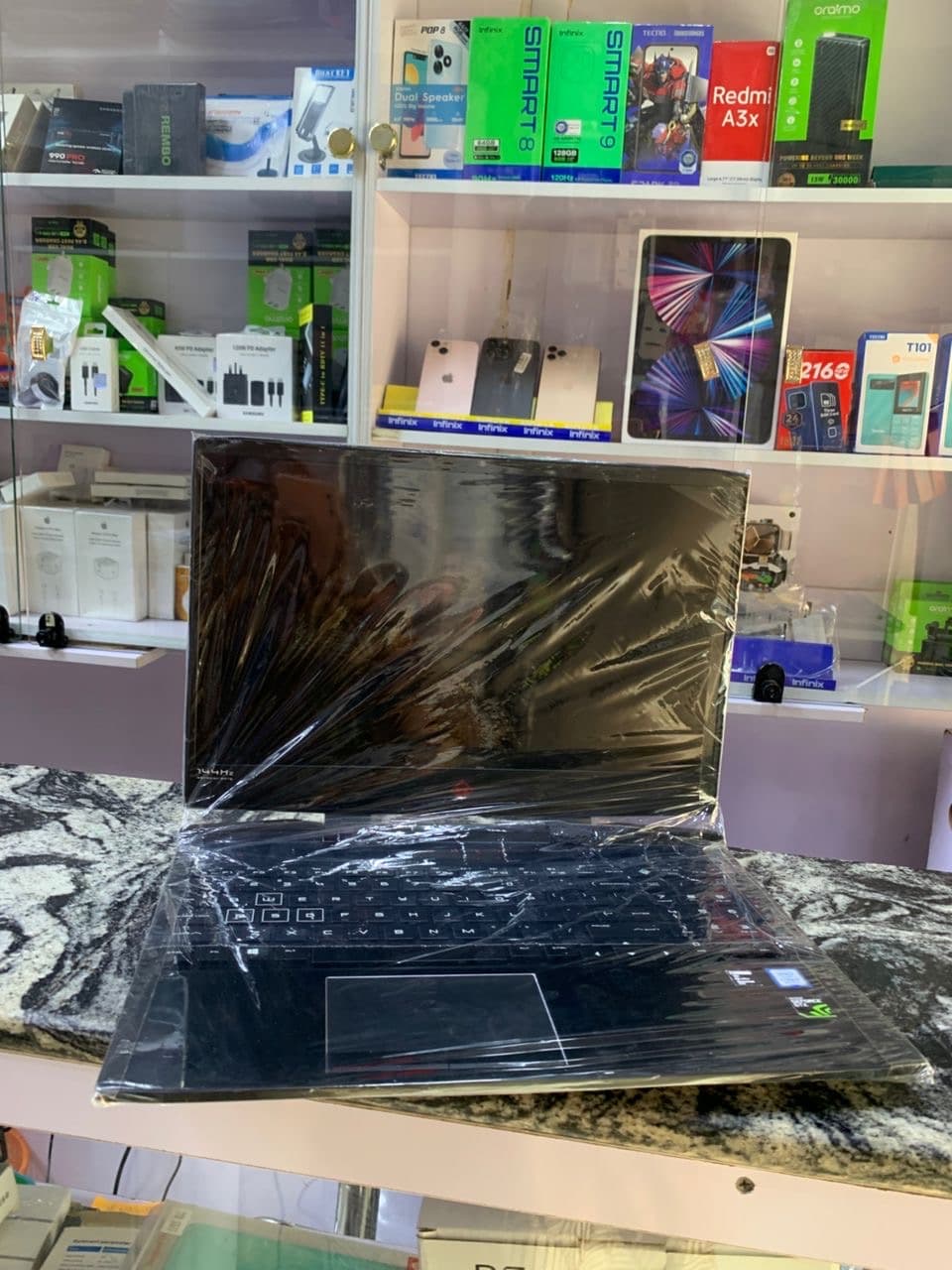 HP Omen 15